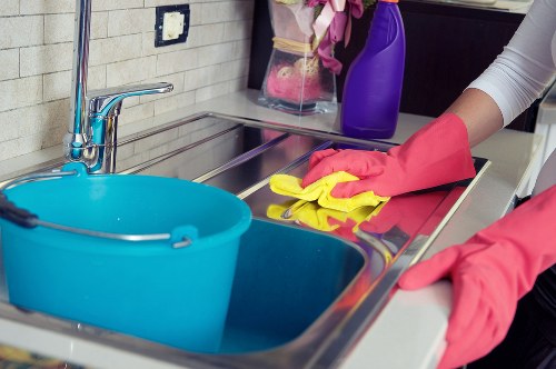 Kitchen deep cleaning for a Bromley tenancy handover